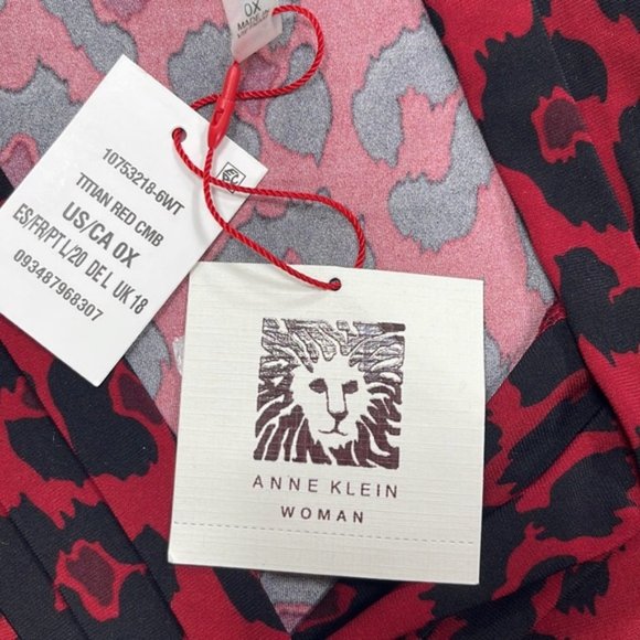 Anne Klein Plus Size Sleeveless Animal Print Top - Picture 8 of 8